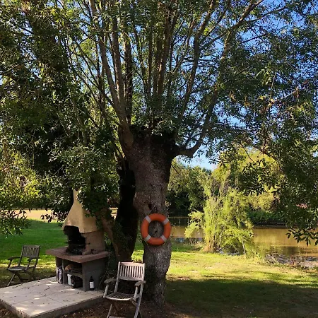 Maison Charmante Avec Piscine Privee A Saint-georges-de-pointindouxc Prázdninový dům Saint-Georges-de-Pointindoux