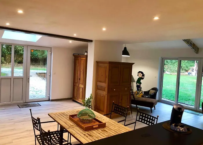 Dom wakacyjny Maison Charmante Avec Piscine Privee A Saint-georges-de-pointindouxc *