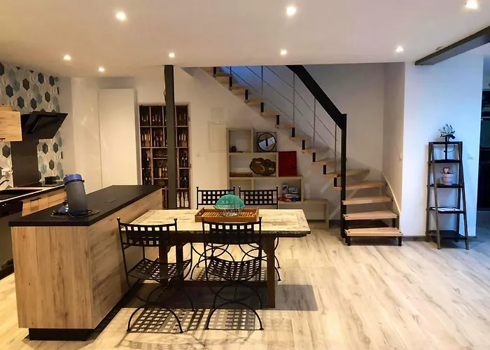 Dom wakacyjny Maison Charmante Avec Piscine Privee A Saint-georges-de-pointindouxc Saint-Georges-de-Pointindoux